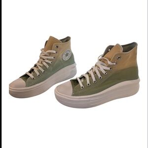 Converse Women's Sneakers - Olive and Cream NWOT